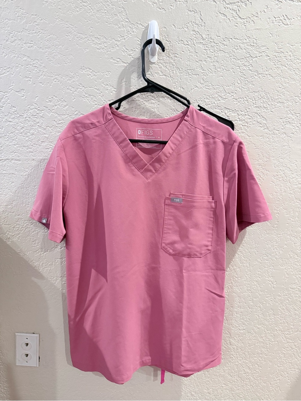 Figs Men's V-Neck Top in Dusty Rose - Breast Cancer Awareness line